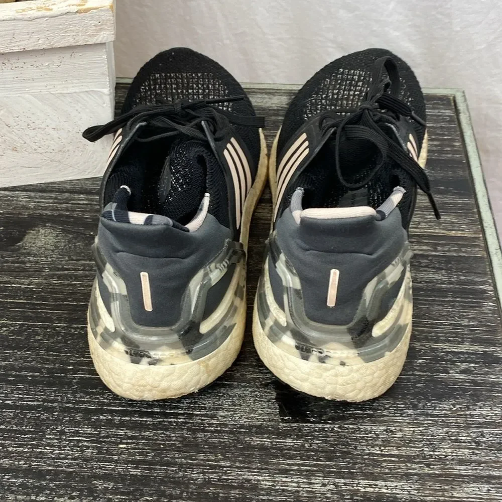 Adidas Black & Gray Camouflage Trim Ultraboost 20 Athletic Shoes 8.5